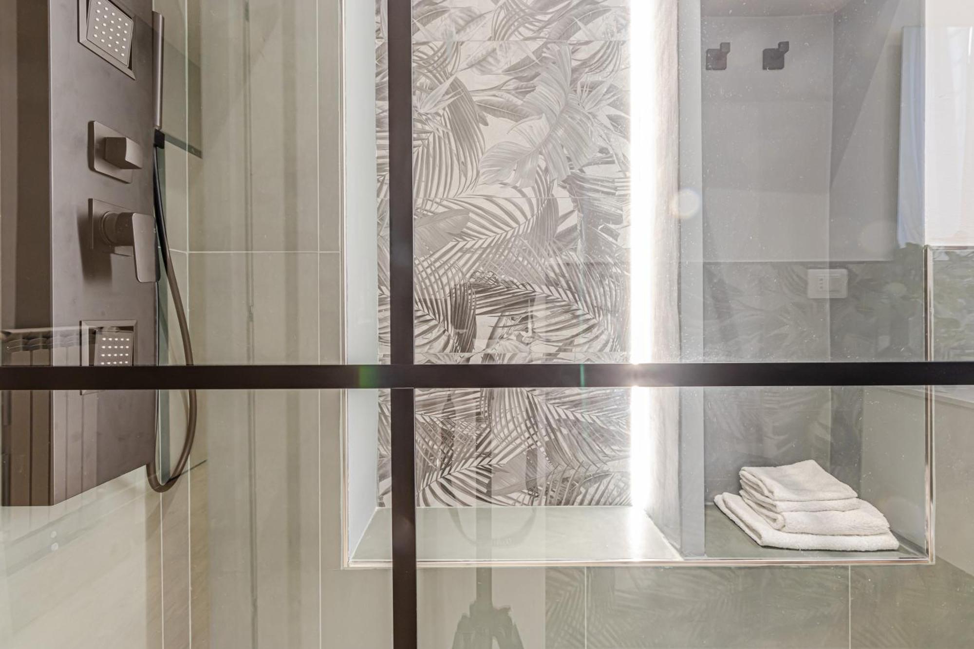 Discover Apartment Livorno Zewnętrze zdjęcie